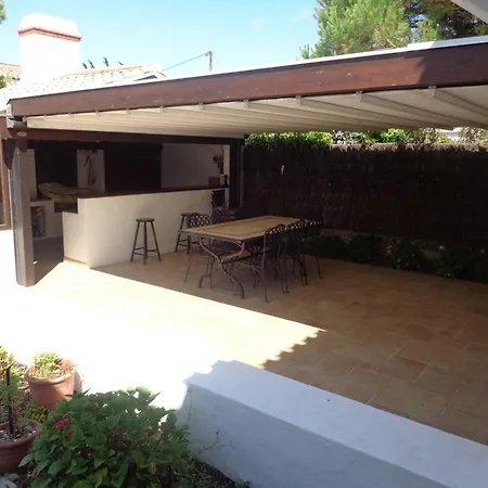 Maison Confortable Face A La Mer, 7 Couchages, Terrasse, Jardin, Wifi, Parking, Animaux Acceptes - Fr-1-224b-211 Holiday home