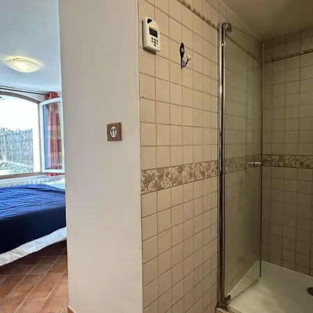 Holiday home Maison Confortable Face A La Mer, 7 Couchages, Terrasse, Jardin, Wifi, Parking, Animaux Acceptes - Fr-1-224b-211 La Gueriniere