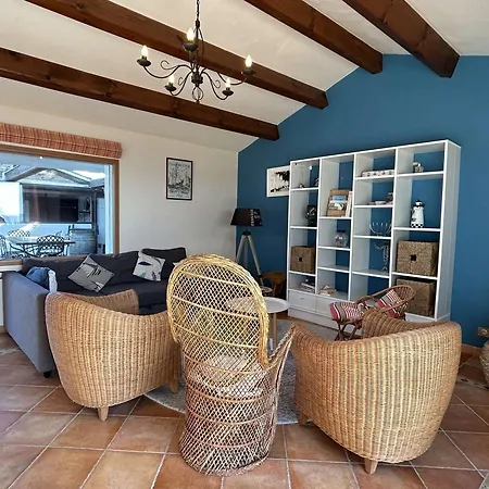 Maison Confortable Face A La Mer, 7 Couchages, Terrasse, Jardin, Wifi, Parking, Animaux Acceptes - Fr-1-224b-211 * La Gueriniere