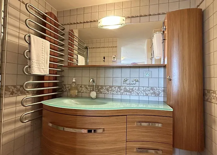 Casa de Férias Maison Confortable Face à La Mer, 7 Couchages, Terrasse, Jardin, Wifi, Parking, Animaux Acceptés - Fr-1-224b-211